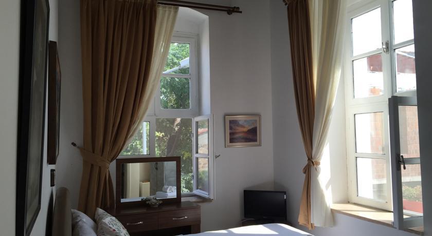 Akarsu Kalyopi Hotel Tenedos Buitenkant foto