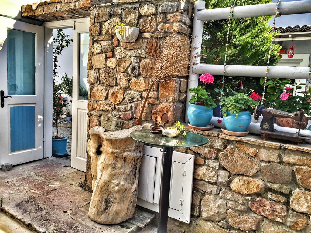 Akarsu Kalyopi Hotel Tenedos Buitenkant foto